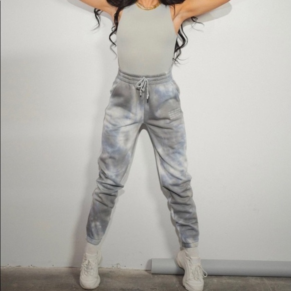 Balance Athletica / Vitality “Affirmation” Sweats